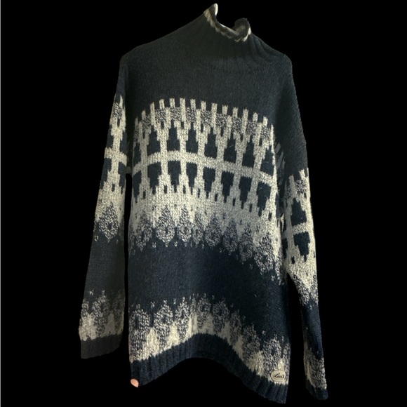 Levi's Cream and Blue Crewneck Sweater Nordic Design - Picture 4 of 7